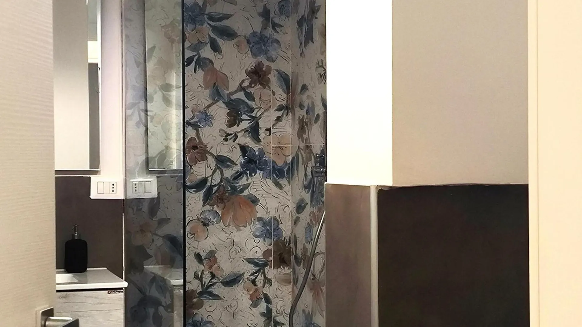 Residenza Dell'E Apartment Naples